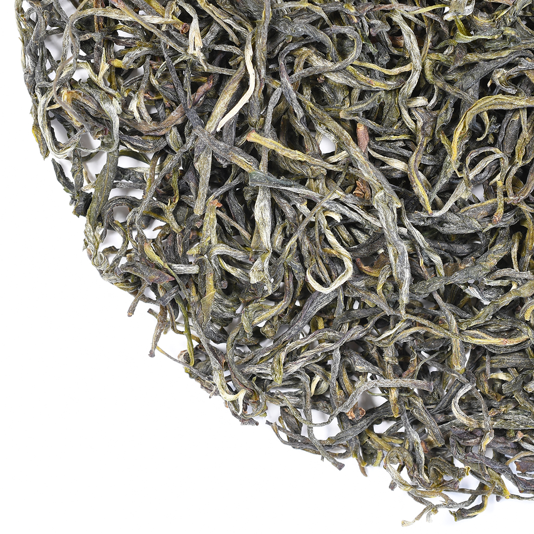 Yunnan Strands of Green with Silver Tips - Image 2