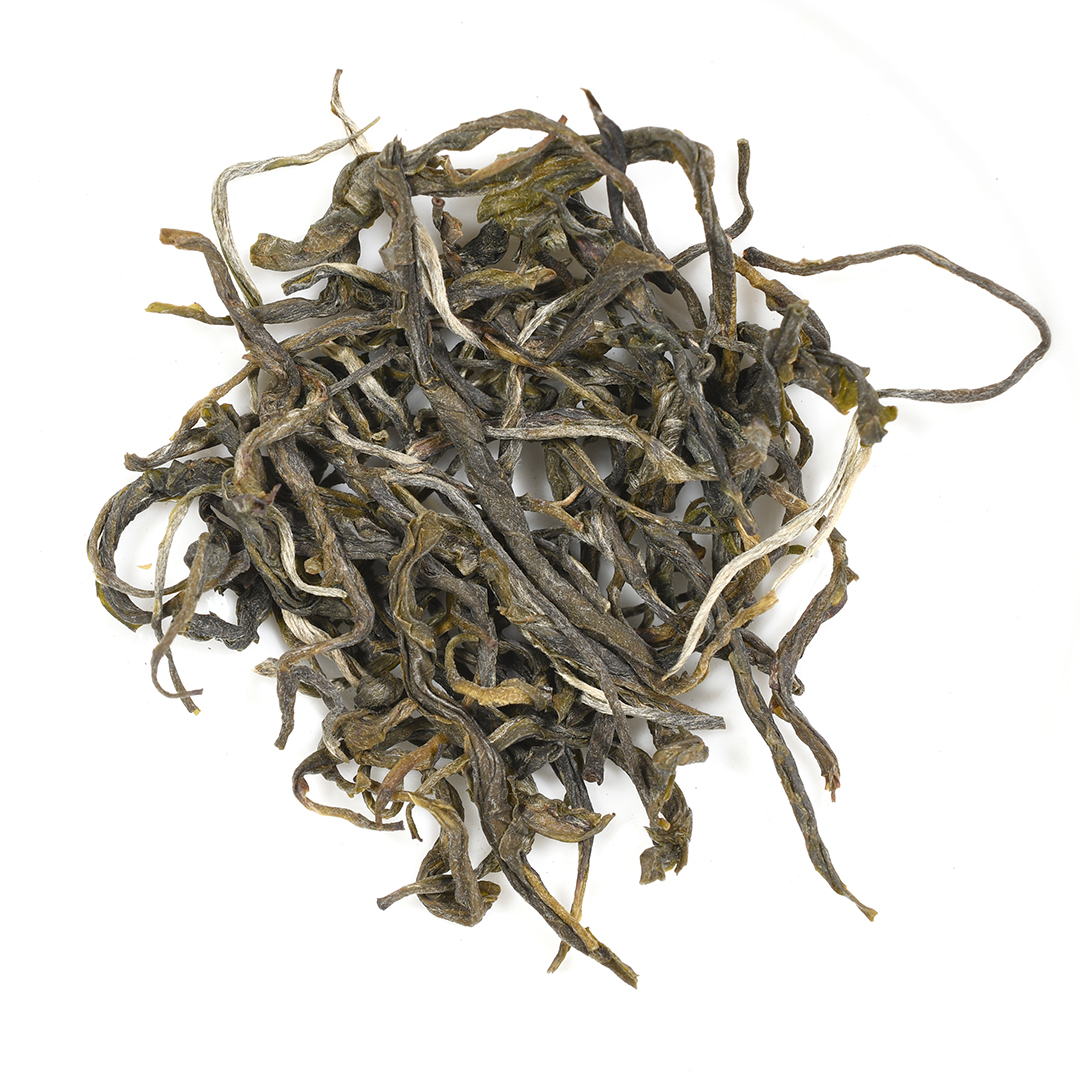 Yunnan Strands of Green with Silver Tips - Image 3