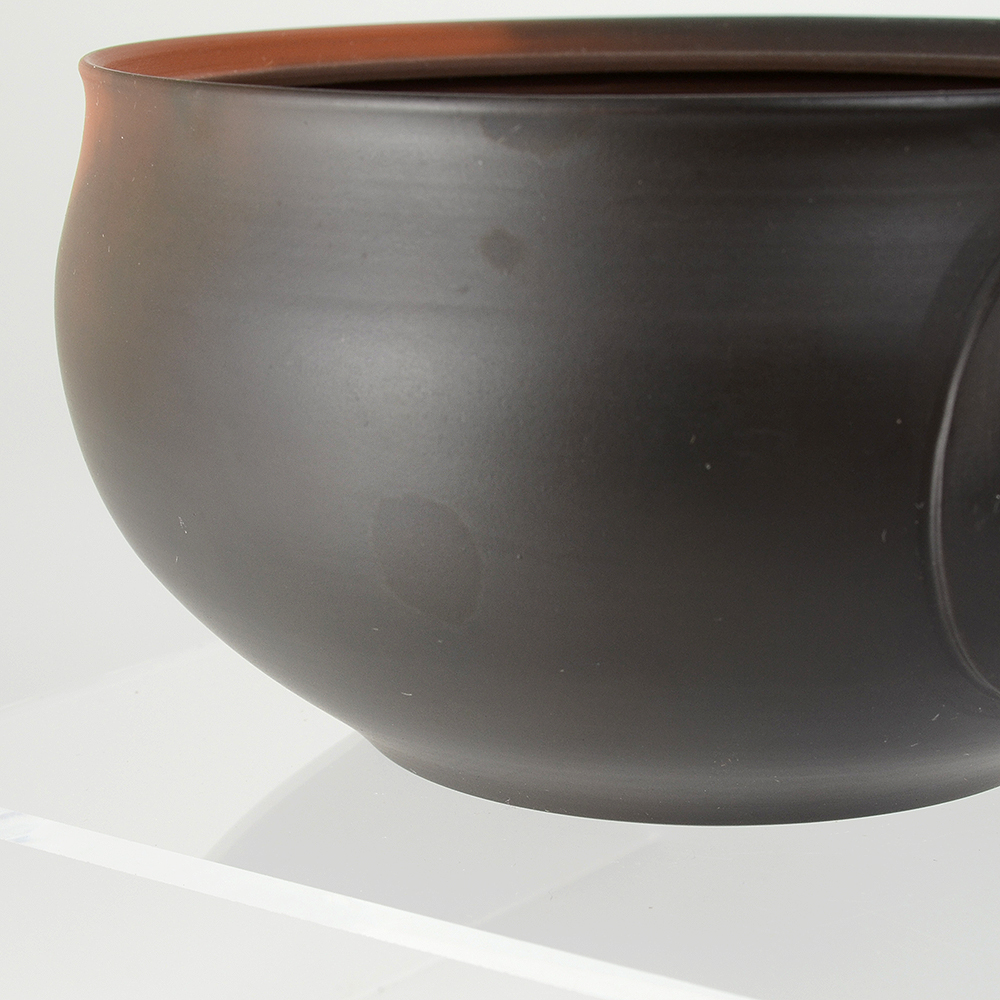 Tokoname Low & Wide Red & Black Teapot - Spots - Image 3