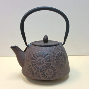 Chrysanthemums 'Antique Brown' Cast Iron Teapot