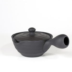 Tokoname Black Hachijyuhachiya Teapot