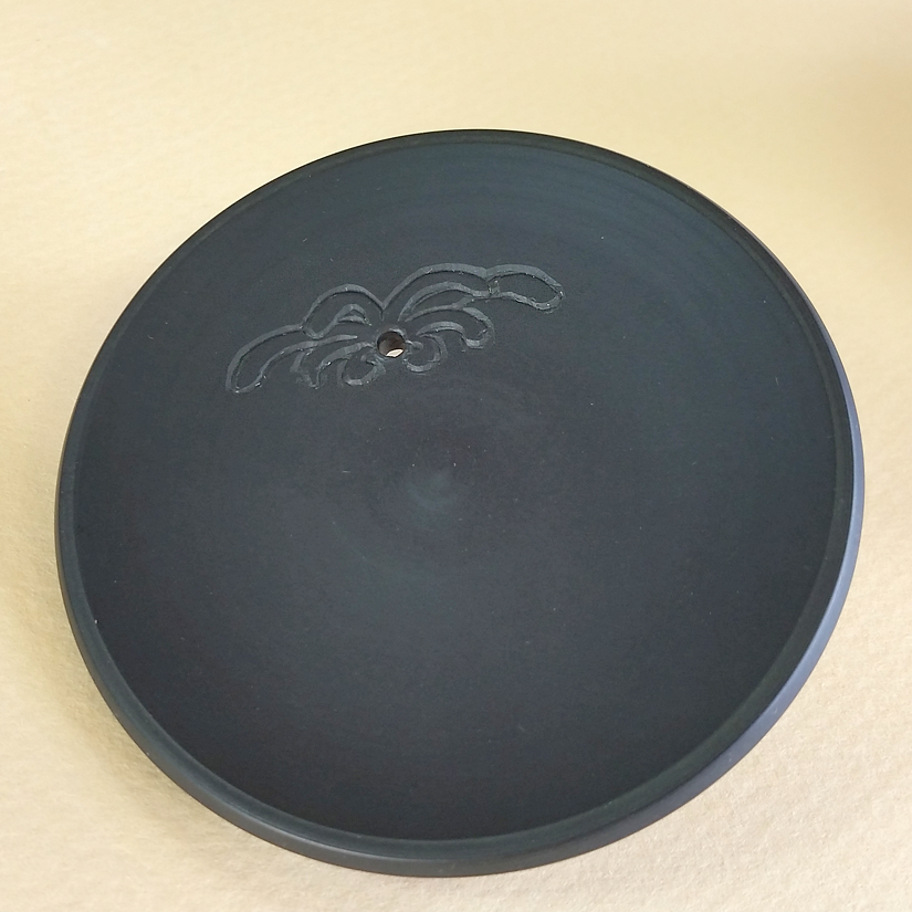 Tokoname Black Chrysanthemum Teapot #2 - Image 8