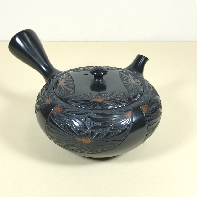Tokoname Black Chrysanthemum Teapot #2 - Image 3