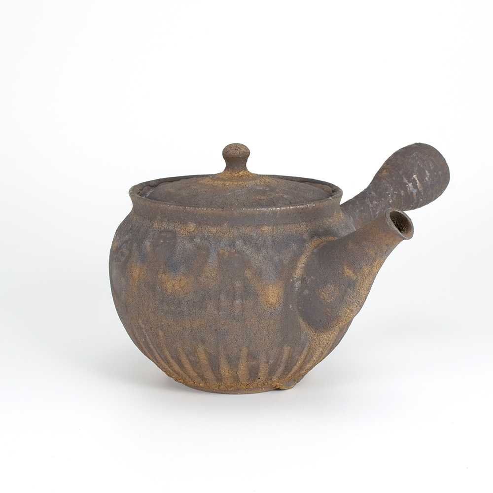 Tokoname Blackened Gold Finish Teapot - Image 3